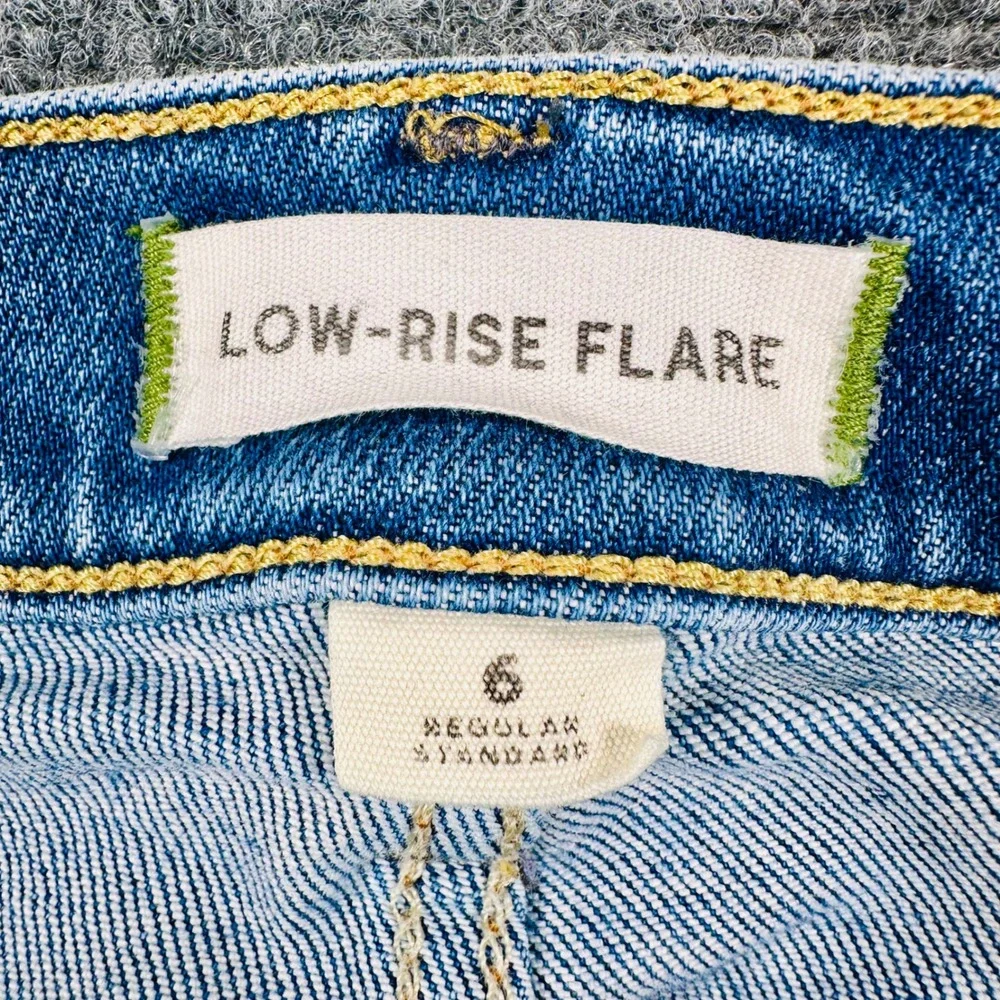 American Eagle AE77 Low-Rise Flare Jeans Womens 6 Med Wash Distressed Blue Y2K